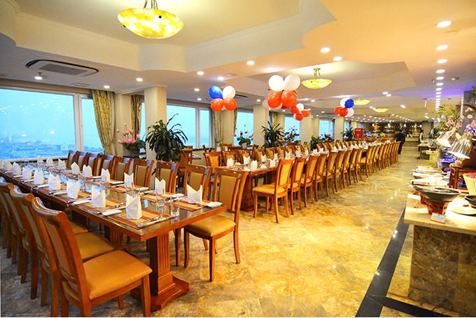 Nhà hàng tổ chức sự kiện Buffet Sen Việt