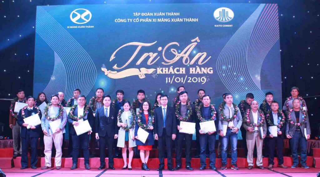 Tổ chức sự kiện tri ân khách hàng – 5 cách tạo dấu ấn với khách hàng của bạn