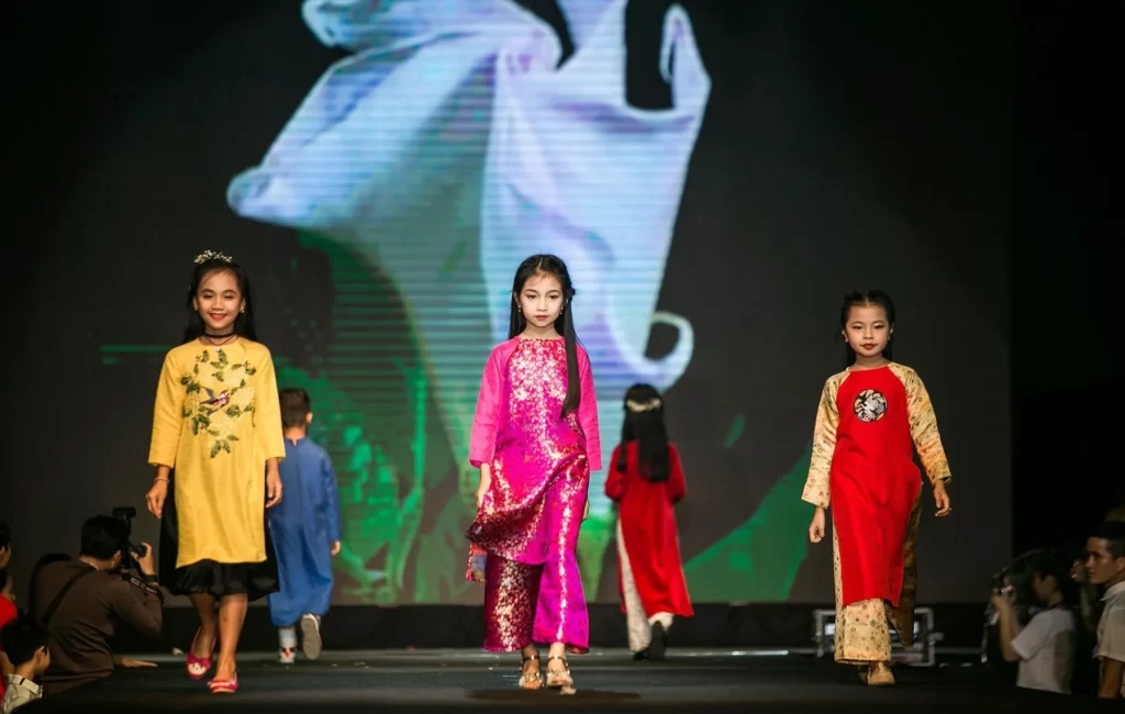 Xin giấy phép tổ chức chương trình biểu diễn thời trang tại Hà Nội