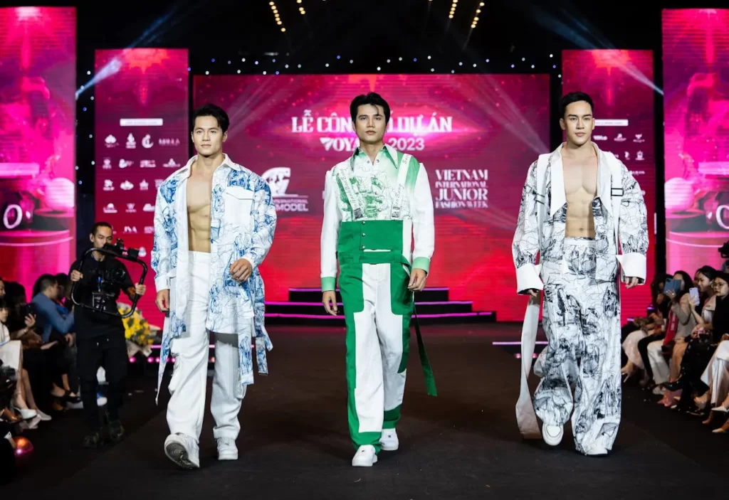 Xin giấy phép tổ chức chương trình biểu diễn thời trang tại Vinh