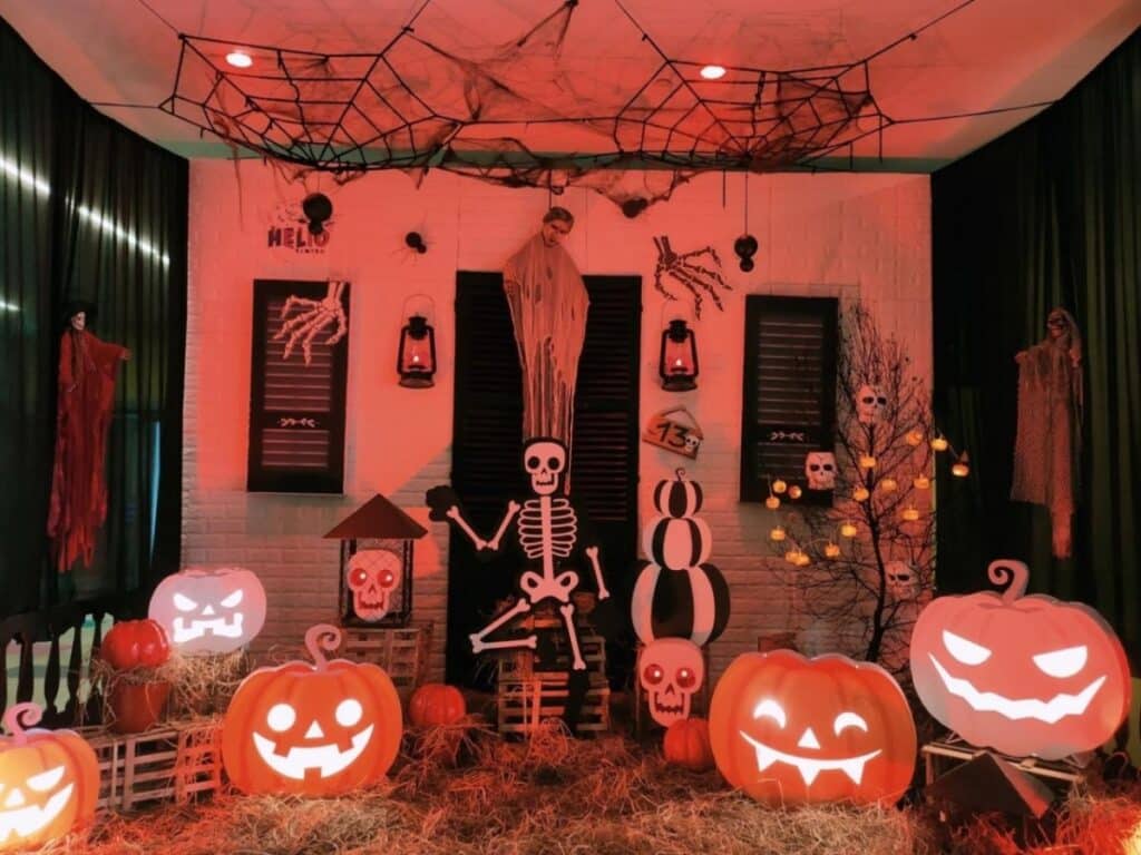 Quy Trình Tổ Chức Lễ Hội Halloween Độc Đáo | Thi Công Sự Kiện Siêu Thị
