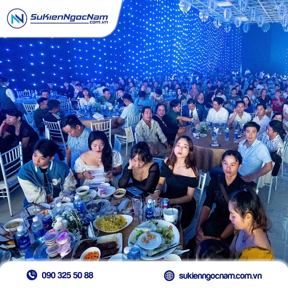 Sân khấu sự kiện gala cuối năm