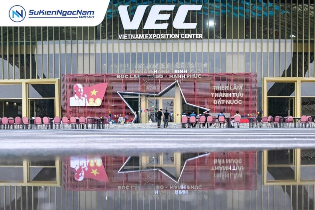 gấp rút hoàn thiện Triển lãm thành tựu đất nước