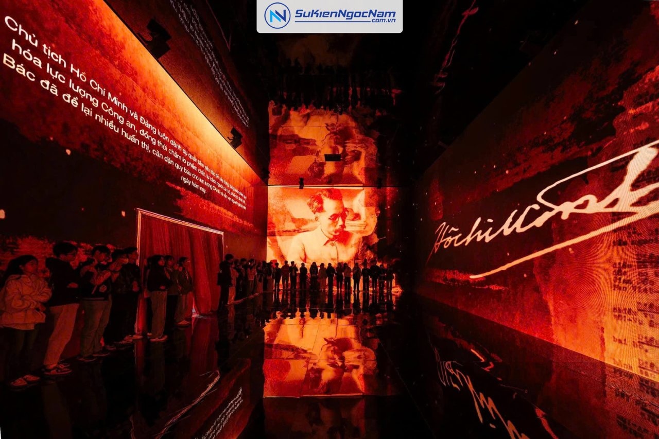 Interactive Immersive Room 6