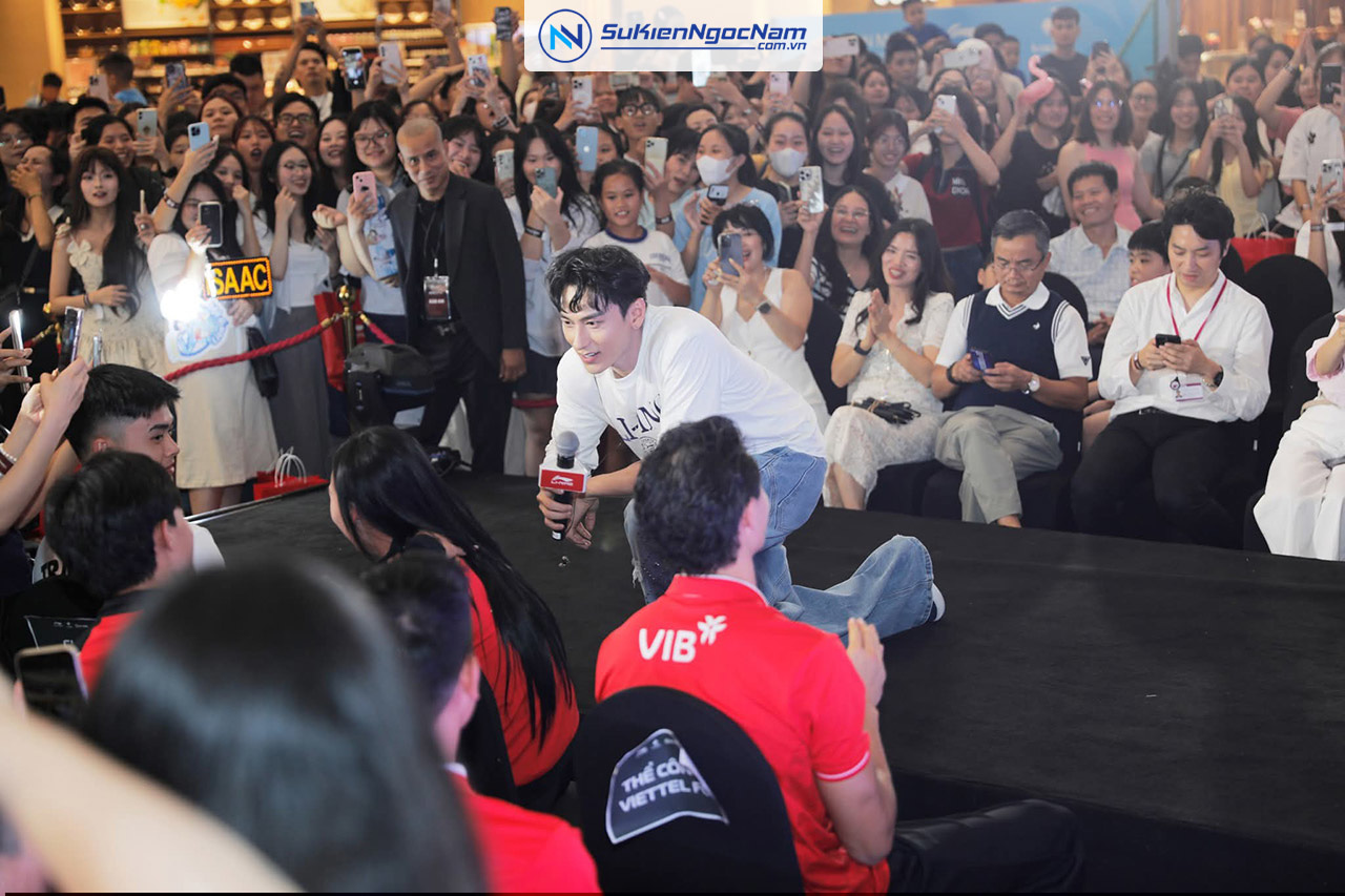 tổ chức sự kiện cùng LI-NINH và ca sĩ ISAAC