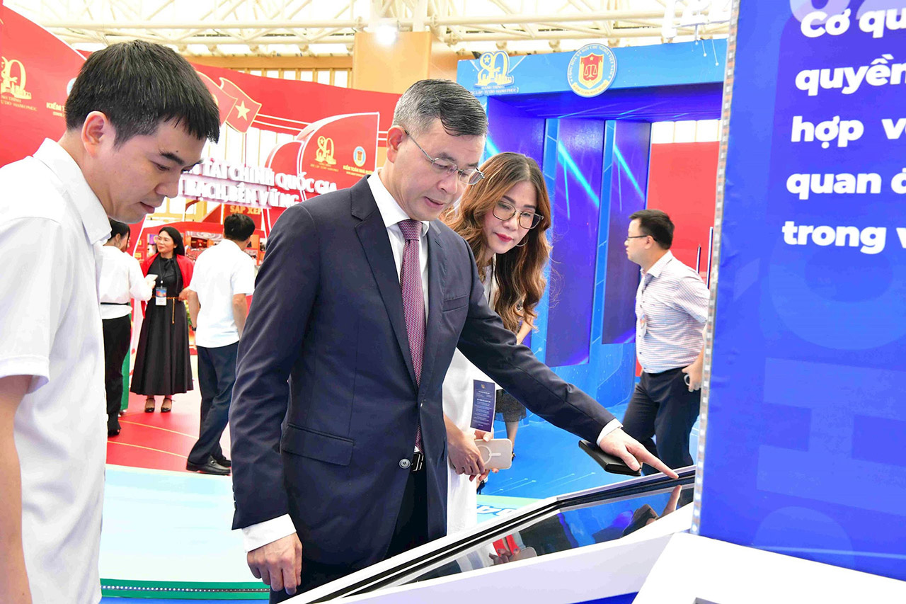 Thiet Ke Thi Cong Gian Hang Kiem Toan Nha Nuoc Tai Su Kien Trien Lam Thanh Tuu Dat Nuoc A80 Tổng Kiểm Toán Nha