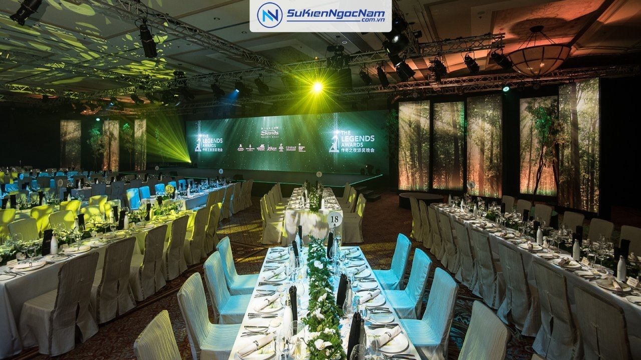 Gói tổ chức tiệc cuối năm