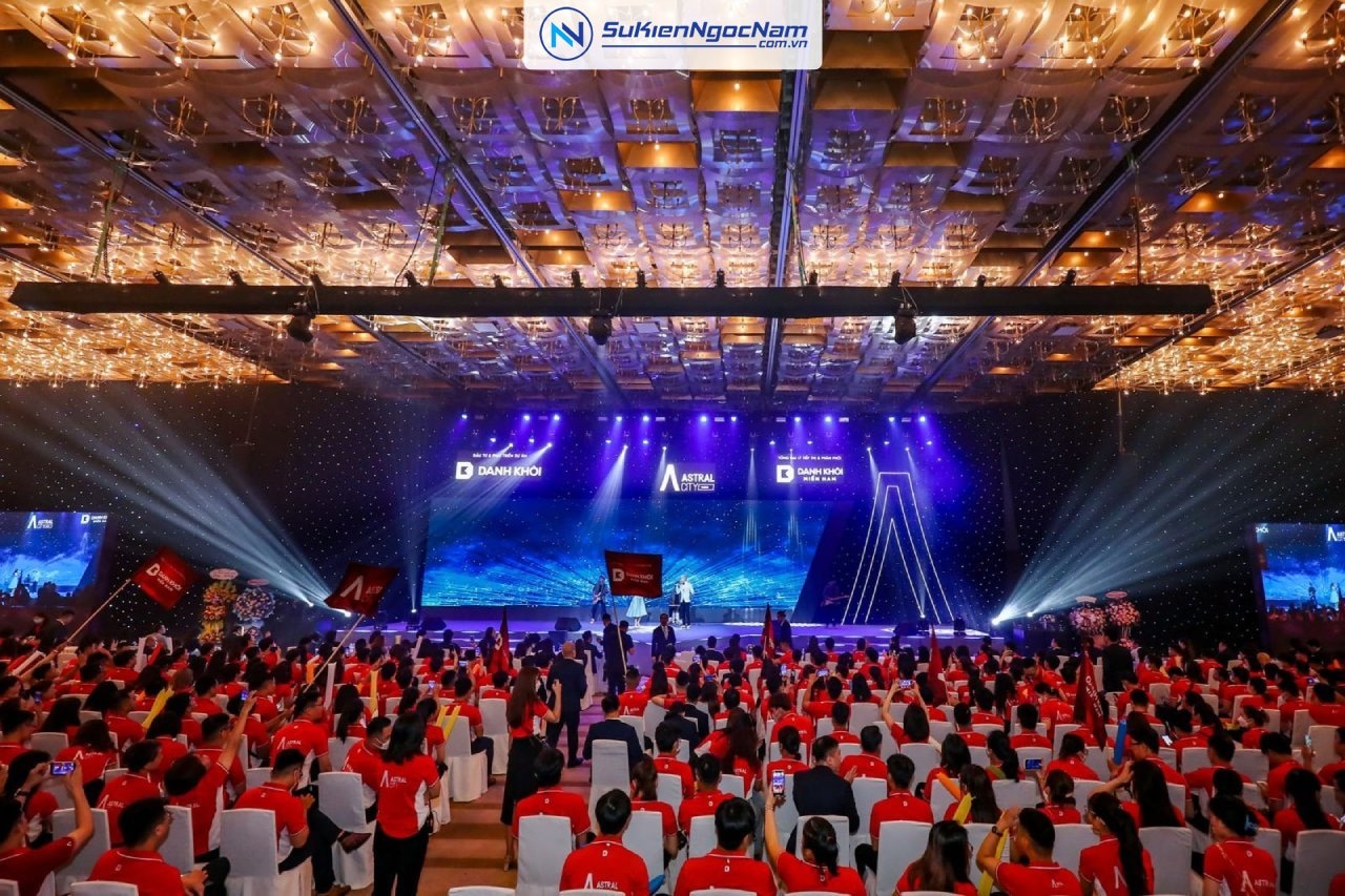 Sự kiện kick-off là gì