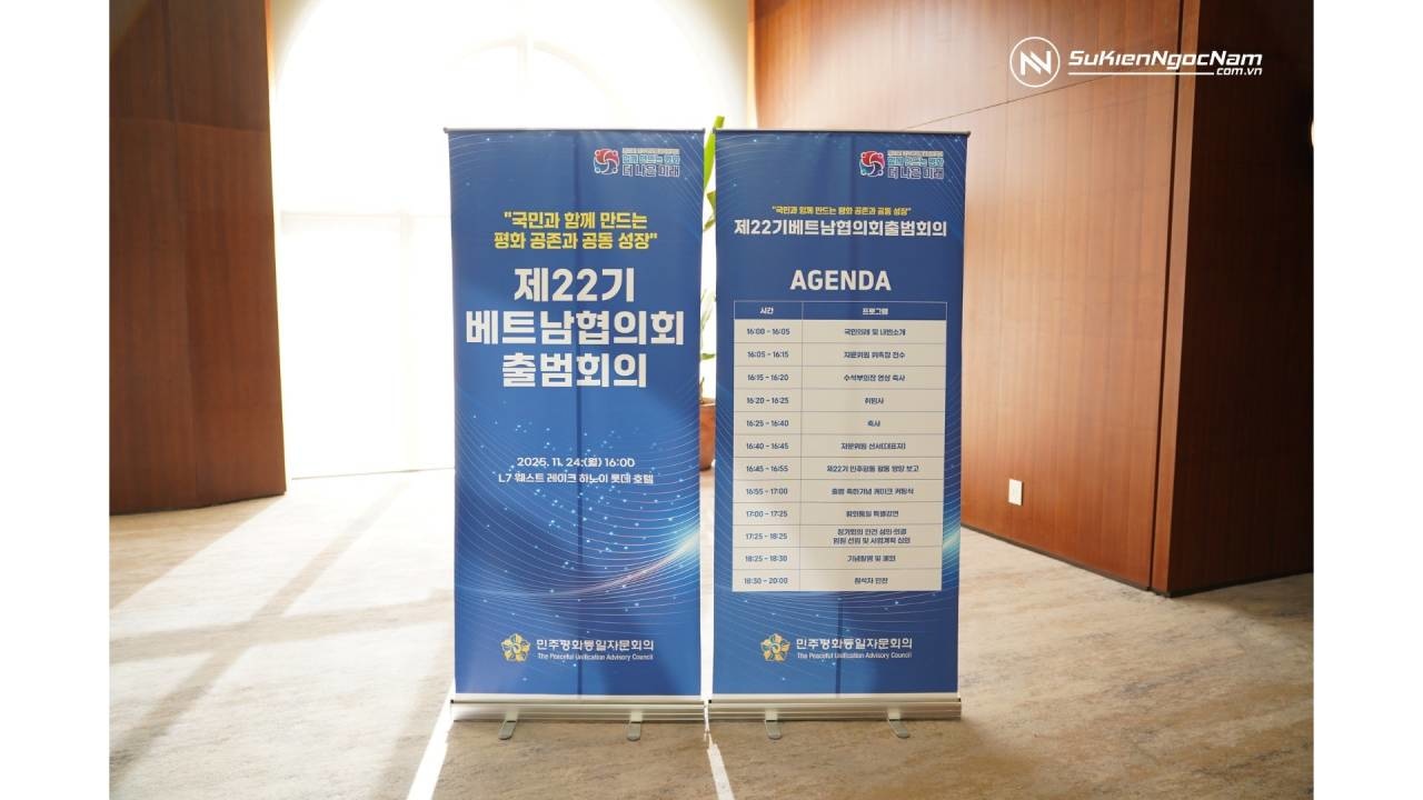 thiết kế ấn phẩm sự kiện theo xu hướng 2026