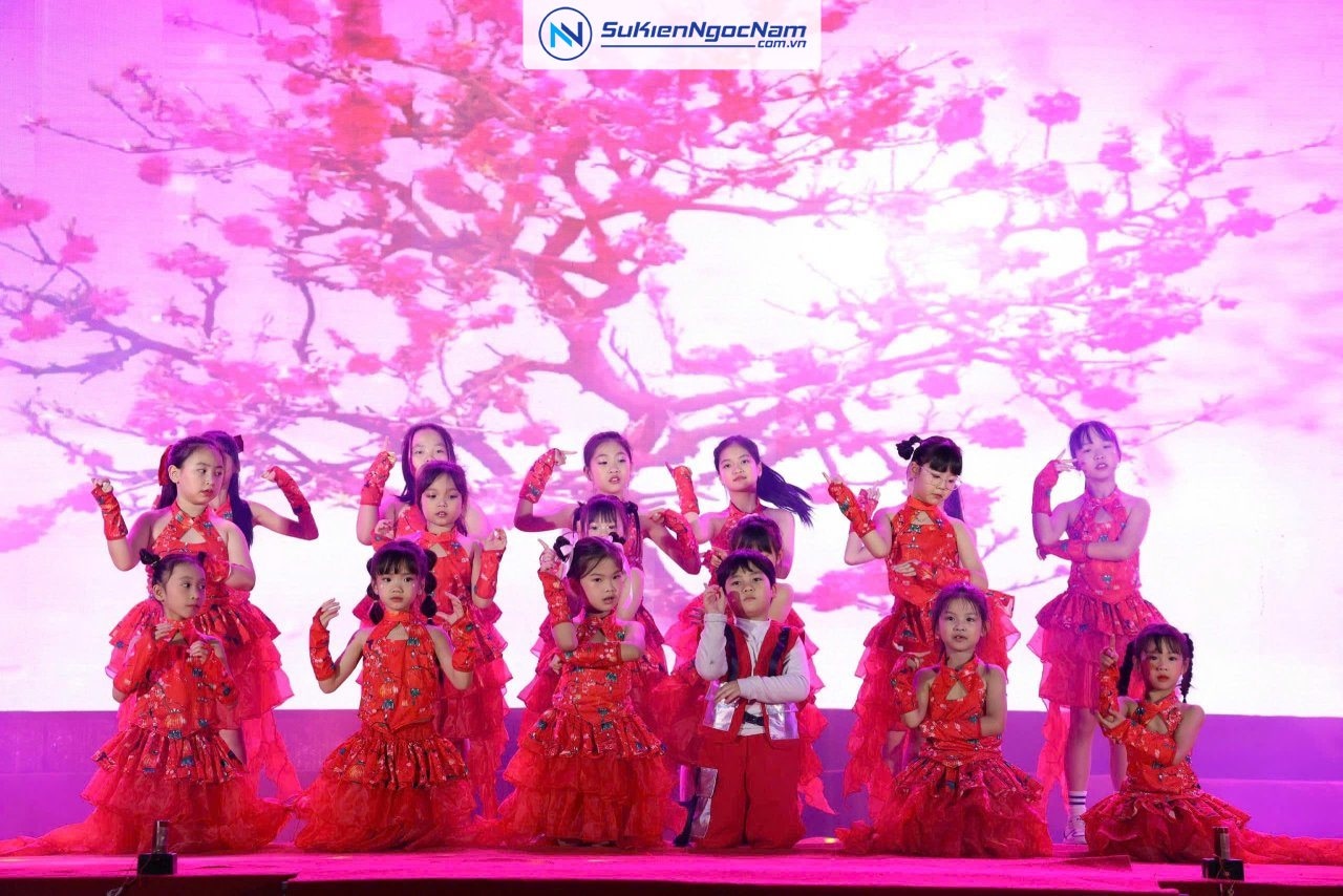 tổ chức sự kiện mùa xuân 2026