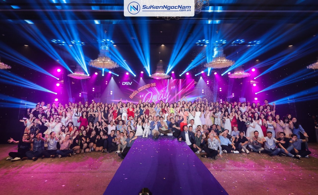 Venue tổ chức tiệc cuối năm nên chọn ở đâu