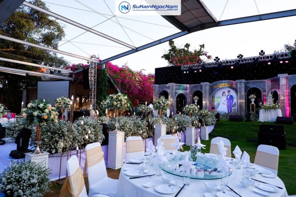 tổ chức tiệc VIP ngoài trời