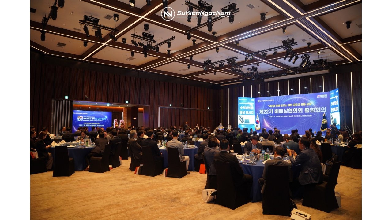 tổ chức hội thảo cao cấp