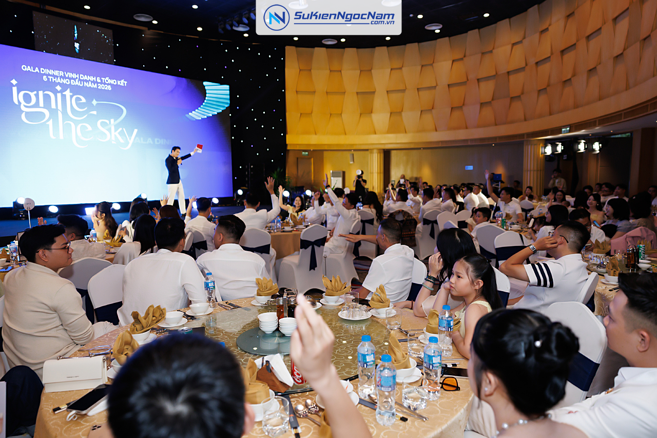 Su Kien Gala Dinner Vinh Danh Tong Ket 6 Thang Dau Nam 2026 Ignite The Shy Cua An Viet Homes