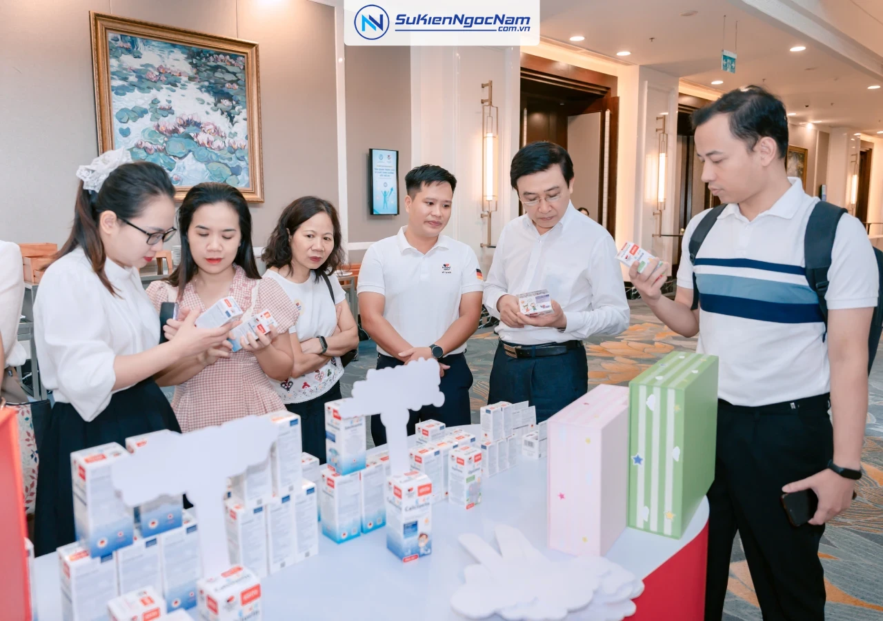Hội thảo khoa học về tầm quan trọng của vi chất dinh dưỡng với trẻ em do Doppel Herz tổ chức